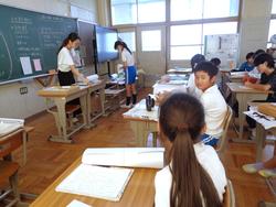 始業式後の学級活動