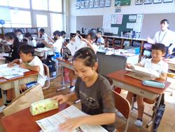 始業式後の学級活動