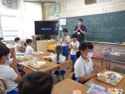 3年生給食の時間