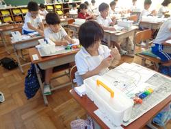 1年生図工の授業