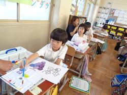 1年生図工の授業