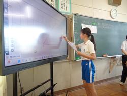 教育実習生の研究授業