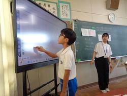 教育実習生の研究授業