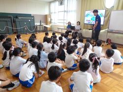 低学年多文化共生教育出前授業