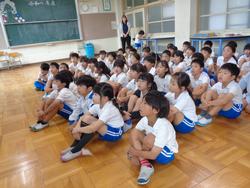 低学年多文化共生教育出前授業