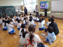 低学年多文化共生教育出前授業