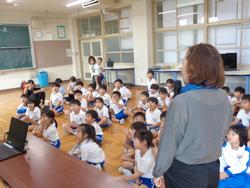 低学年多文化共生教育出前授業