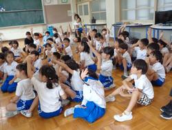 低学年多文化共生教育出前授業