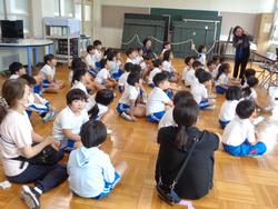 低学年多文化共生教育出前授業