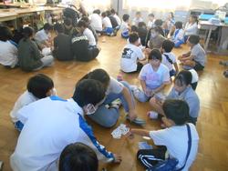 垂直避難訓練の様子
