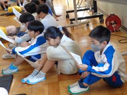 6年生救急法講習会