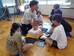 6年生救急法講習会