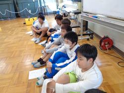 6年生救急法講習会
