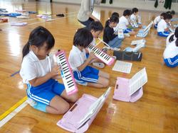 1年生音楽会の練習