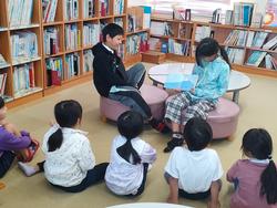 読み聞かせ