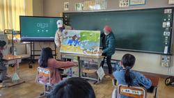 3年