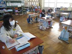 自分の考えをまとめている様子1