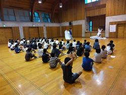 朝の集い