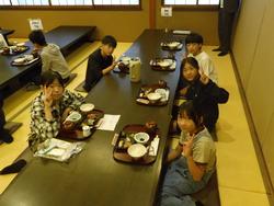 朝食