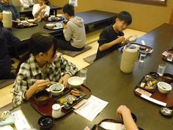 朝食