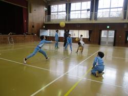 スポーツクラブ