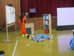 寝る時、エアコンの下に頭くる部屋