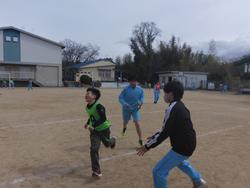 タグ取り鬼ごっこ