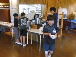 食事係