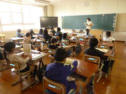 2年2組の授業の様子