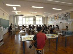 6年生の朝の会の様子