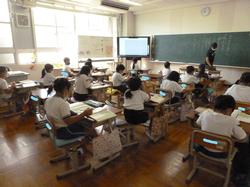 2年2組の授業の様子