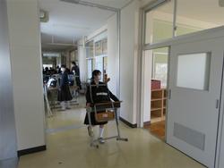 机の移動