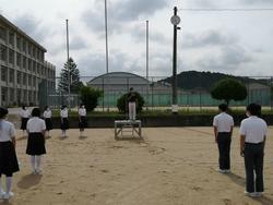 全校朝会