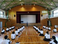 学年集会