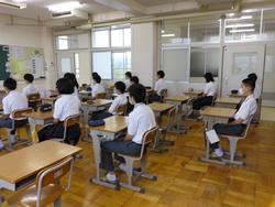 全校朝会