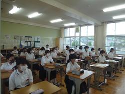 全校朝会