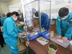 錫の鋳造オブジェ