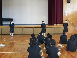 学年集会