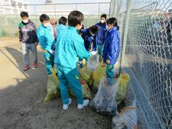生徒会役員が分別