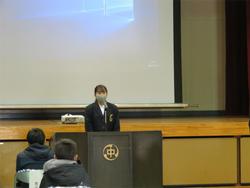 生徒会による学校紹介