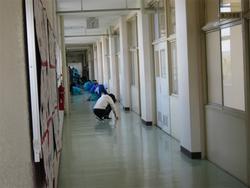 愛校作業