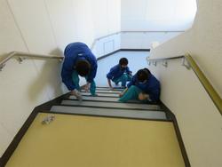 愛校作業