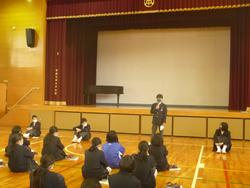 学年集会(1年生)
