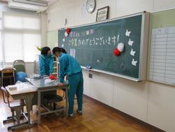 3年生教室の飾り付け