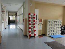 体育館の清掃・式場準備