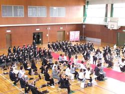 入学式　生徒入場