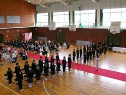 入学式　生徒入場3