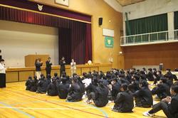 始業式　先生紹介