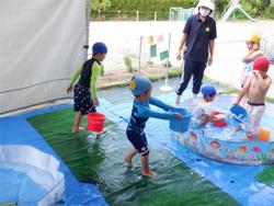 水鉄砲の様子