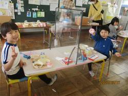 給食の様子